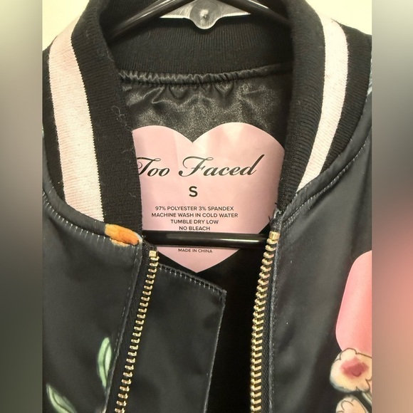 Too Faced Black Satin Bomber Jacket Size S Full Zip Lined  Floral‎ (Flaw Read) - Picture 9 of 12